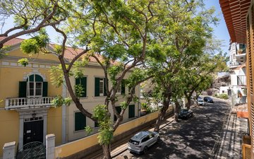 Property slide 16