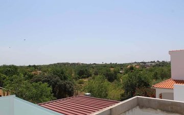 Property slide 22