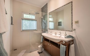 Property slide 21