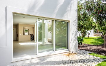 Property slide 19