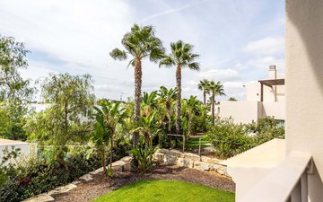 Property slide 18