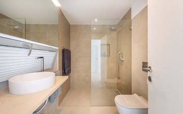 Property slide 25