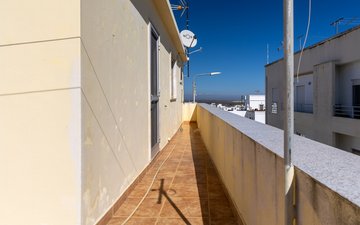 Property slide 21