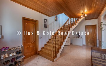 Property slide 16