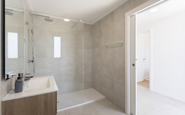 Property slide 22