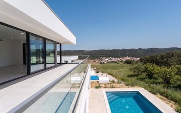 Property slide 10