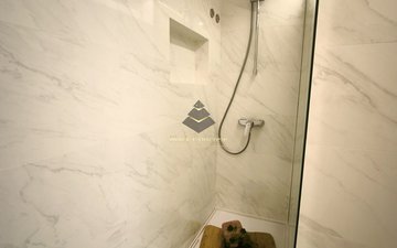 Property slide 22