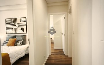 Property slide 32
