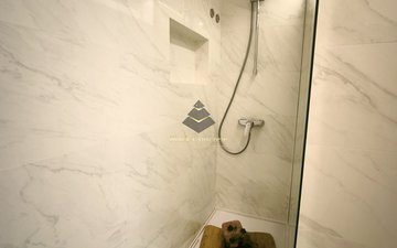 Property slide 22