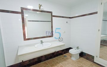 Property slide 16
