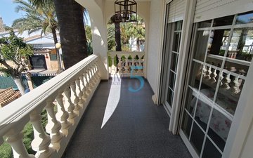 Property slide 39