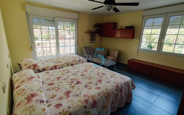 Property slide 14