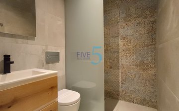 Property slide 24