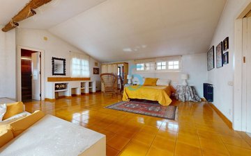 Property slide 22