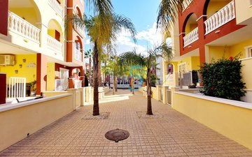 Property slide 20