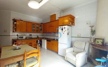 Property slide 6