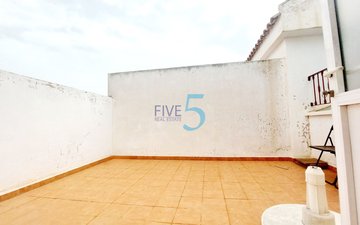 Property slide 21