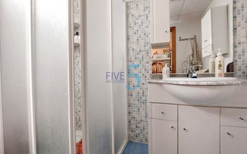 Property slide 19