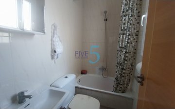 Property slide 10