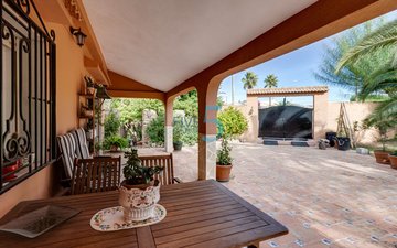 Property slide 25