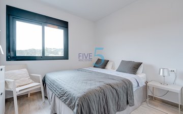Property slide 10