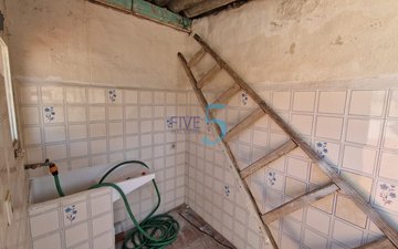 Property slide 23