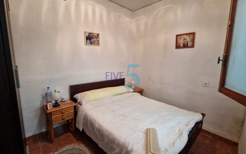 Property slide 30