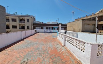 Property slide 22