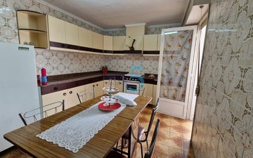 Property slide 17