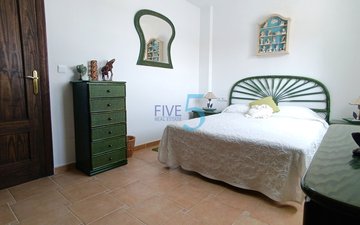 Property slide 39