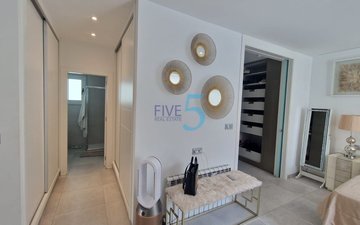 Property slide 21