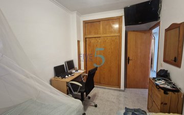 Property slide 15