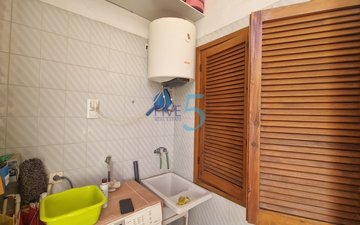 Property slide 21