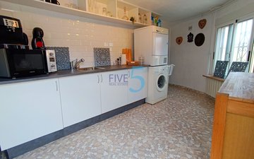 Property slide 29