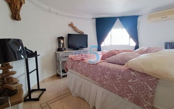 Property slide 39