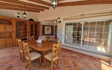 Property slide 17