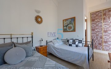 Property slide 19