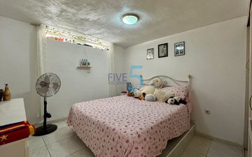 Property slide 24