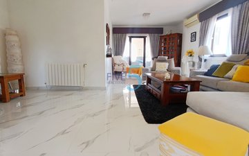 Property slide 17