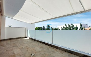 Property slide 20