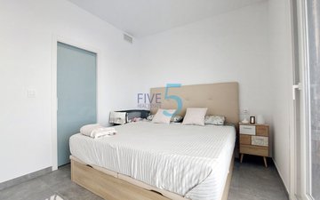 Property slide 16