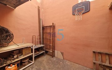 Property slide 31