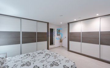 Property slide 31