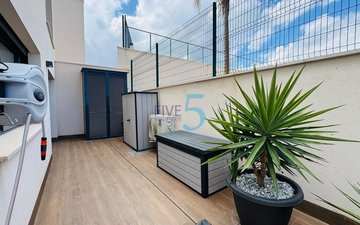 Property slide 20
