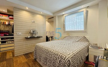 Property slide 17
