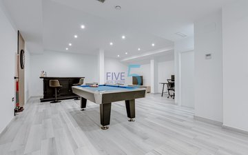 Property slide 24