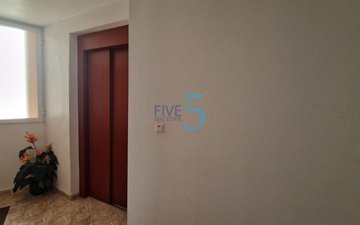 Property slide 25