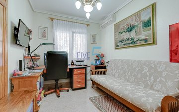 Property slide 20