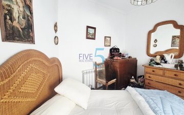 Property slide 23