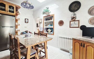 Property slide 14